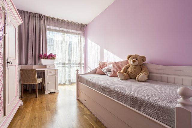 Cameretta piccola per ragazza