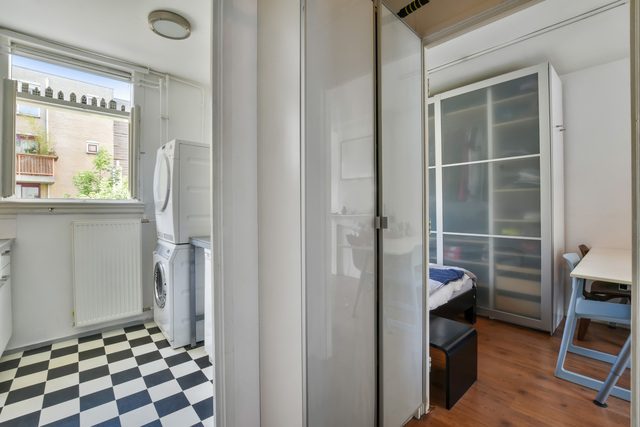 Una porta scorrevole interna